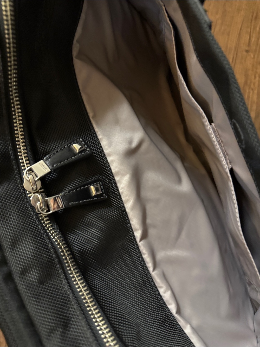 Tumi Georgetown
Prospect Briefcase (Style 73226D) - Picture 6 of 16